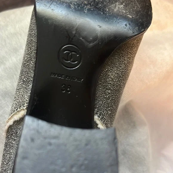 Chanel Interlocking CC Logo Suede Boots - Picture 8 of 11